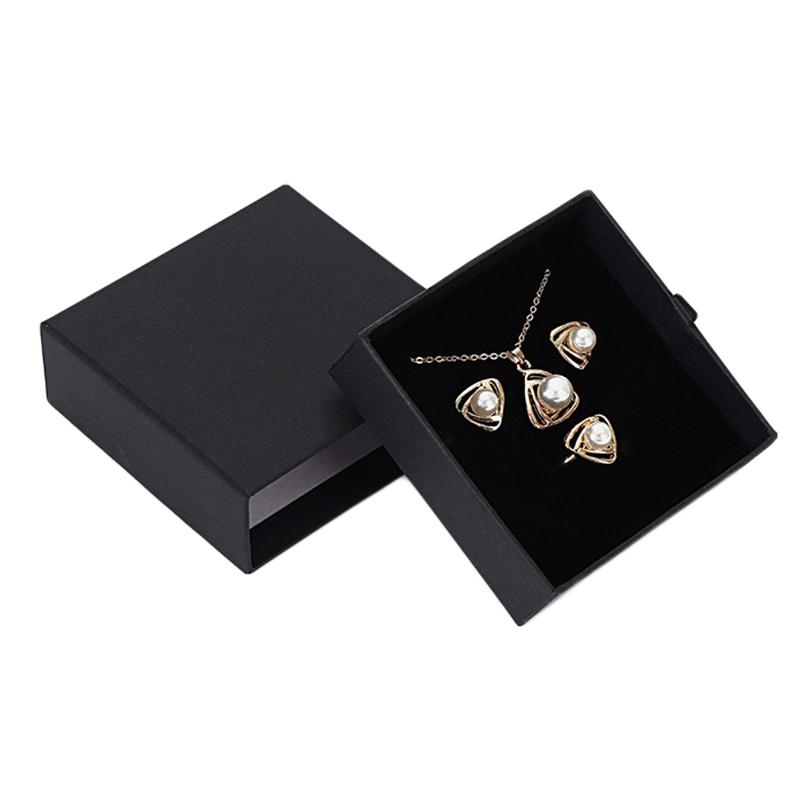 Gift Wrap 1Pc Jewelry Box Drawer Type Square Black Necklace Earring Bracelet Brooches Paper Boxes Packaging Dispady
Gift Wrap 1Pc Jewelry Box Drawer Type Square Black Necklace Earring Bracelet Brooches Paper Boxes Packaging Dispady