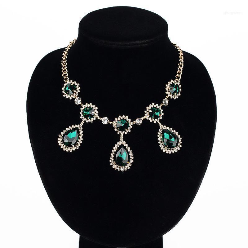Chains YFJEWE Vintage Luxury Royal Green Gold Rhinestone Women Necklaces Pendant Drop Crystal Gem Necklace #N0271
Chains YFJEWE Vintage Luxury Royal Green Gold Rhinestone Women Necklaces Pendant Drop Crystal Gem Necklace #N0271