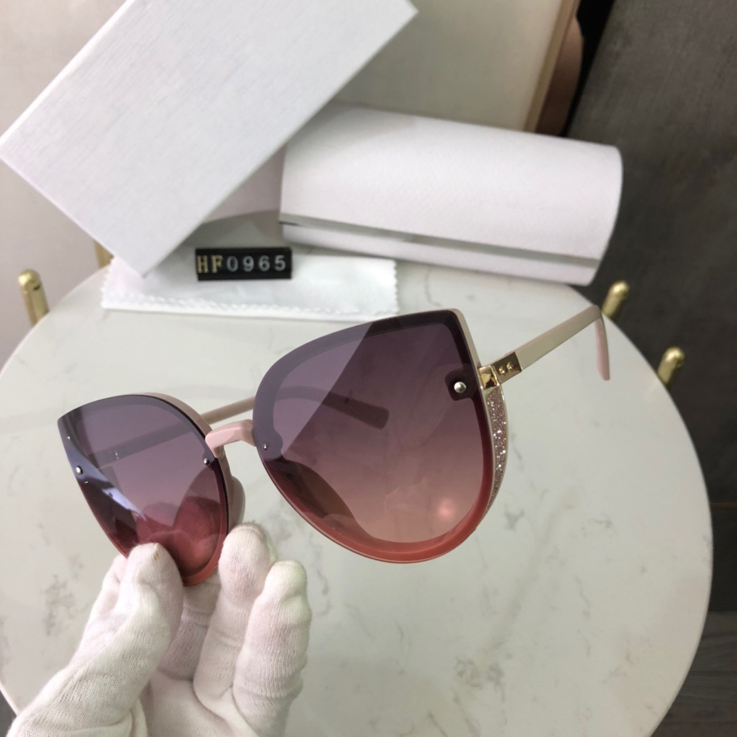 2022 Brand Sun Sunglasses Luxury Driving Mirror Square Cat-Eye Frames Sports 2748 Polarized Glasses Black Designer For Women Frame Goggle UV400
2022 Brand Sun Sunglasses Luxury Driving Mirror Square Cat-Eye Frames Sports 2748 Polarized Glasses Black Designer For Women Frame Goggle UV400