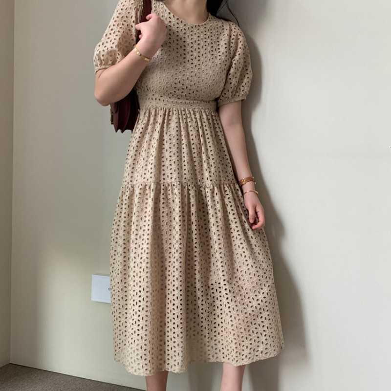 Women Summer Dress Fashion Elegant Short Sleeve White Hollow out O-Neck Casual Beach Midi Dresses Robe Vestidos 210526, Photo color
Women Summer Dress Fashion Elegant Short Sleeve White Hollow out O-Neck Casual Beach Midi Dresses Robe Vestidos 210526, Photo color
