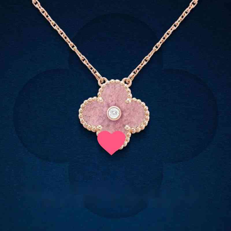 High quality 925 silver Christmas Limited Edition Genuine 18k Rose Golden Pyroxene Pink Lucky Clover Necklace Birthday Gift
High quality 925 silver Christmas Limited Edition Genuine 18k Rose Golden Pyroxene Pink Lucky Clover Necklace Birthday Gift