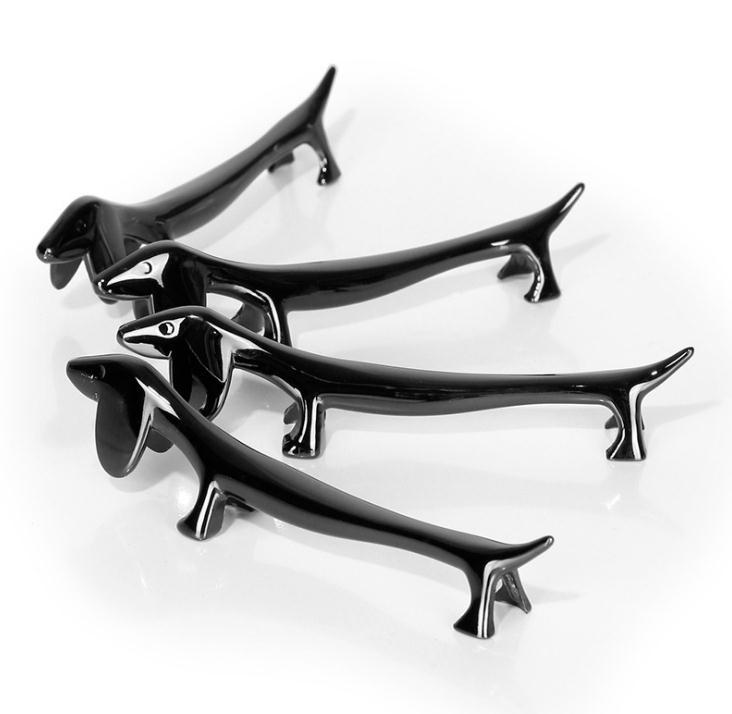 100pcs Creative Dachshund Style Chopsticks Rest 4 Colors Zinc Alloy Cutlery Holder Hotel Restaurant Dog Chopsticks Rack