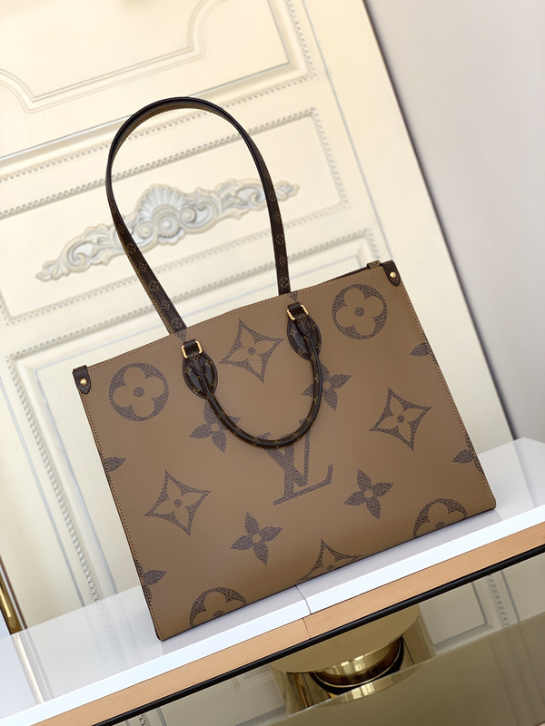 Louis vuitton Luxurys Designer Top quality shoulder bag big women Chest tote lady Genuine leather Shopping Bags TOTES handbag MON0GRAM Cross, Carton
Louis vuitton Luxurys Designer Top quality shoulder bag big women Chest tote lady Genuine leather Shopping Bags TOTES handbag MON0GRAM Cross, Carton