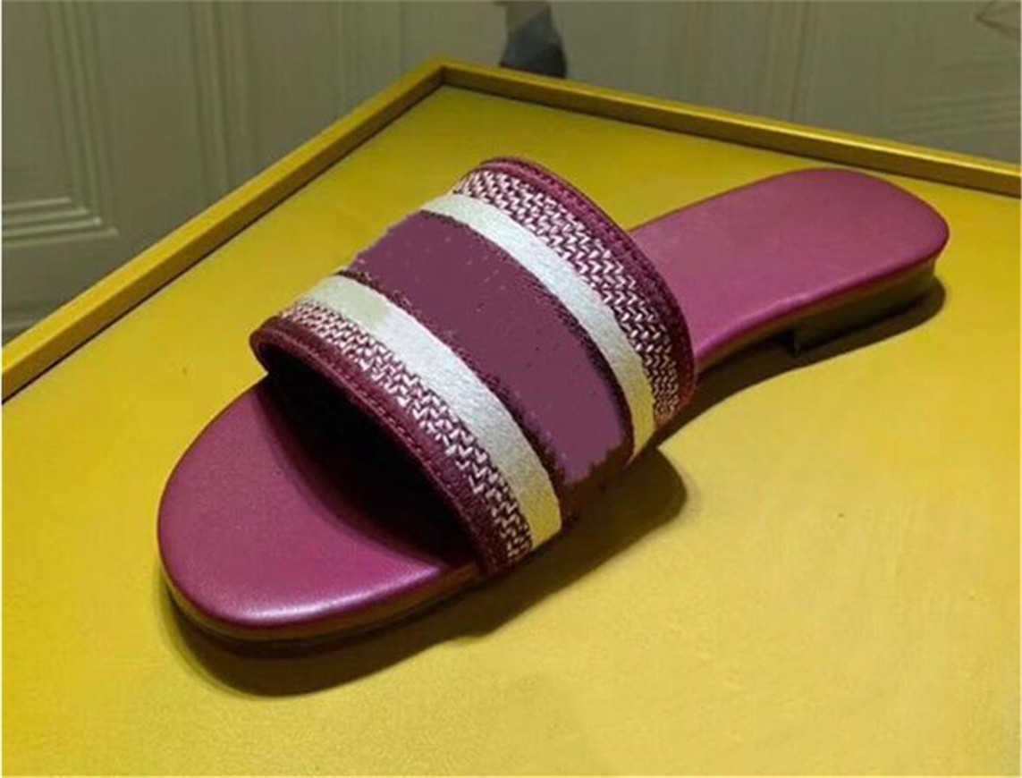 fashion heel slippers Summer luxury woman beach Alphabet Slippers Designer Rough sandals Knitted cloth Embroidery woman shoes 34-40, Chocolate
fashion heel slippers Summer luxury woman beach Alphabet Slippers Designer Rough sandals Knitted cloth Embroidery woman shoes 34-40, Chocolate