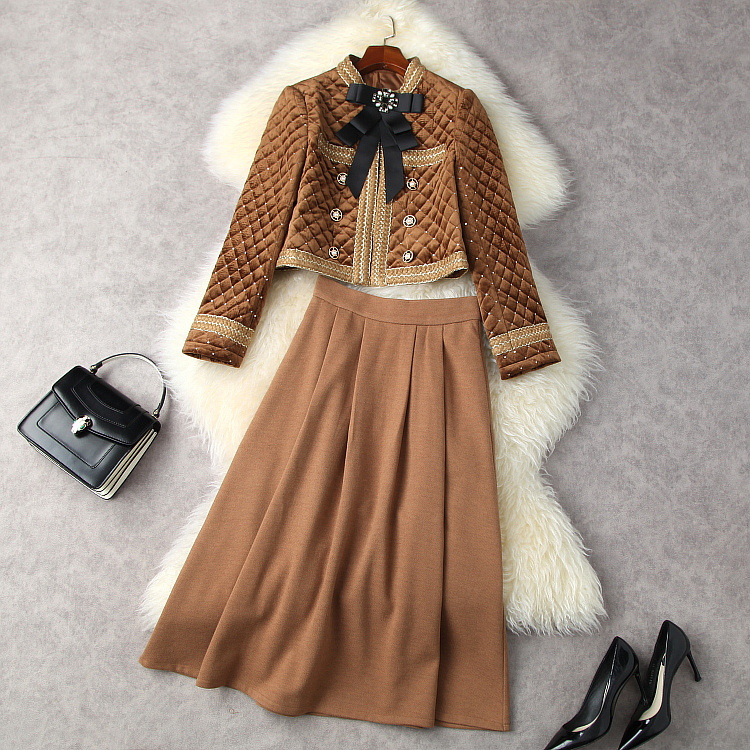 European and American women's clothing winter 2022 new Long sleeve sequined velvet bow coat Pleated skirt Fashion suits, Black
European and American women's clothing winter 2022 new Long sleeve sequined velvet bow coat Pleated skirt Fashion suits, Black
