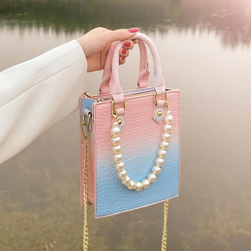 Evening Bags High-end Crocodile Pattern Summer All-match Handbag 2021 Fashion Chain Women's Designer Pearl One-shoulder Messenger Bag, Black
Evening Bags High-end Crocodile Pattern Summer All-match Handbag 2021 Fashion Chain Women's Designer Pearl One-shoulder Messenger Bag, Black