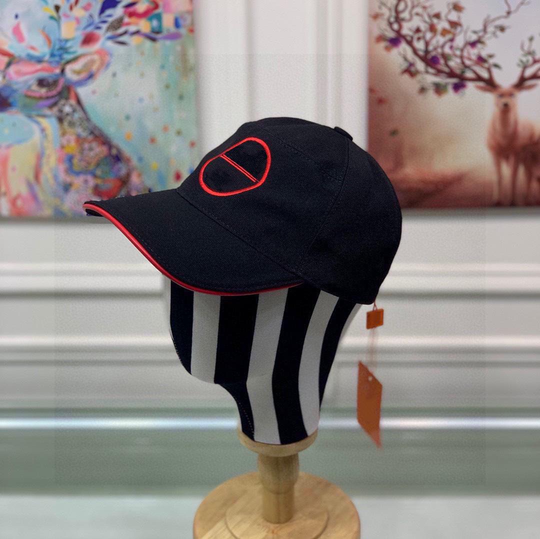 Breathable Canvas Baseball Cap Classic Fabric Steel Adjustment Buckle Fine Workmanship Stylish And Handsome Quality Excellent, Extra cost
Breathable Canvas Baseball Cap Classic Fabric Steel Adjustment Buckle Fine Workmanship Stylish And Handsome Quality Excellent, Extra cost