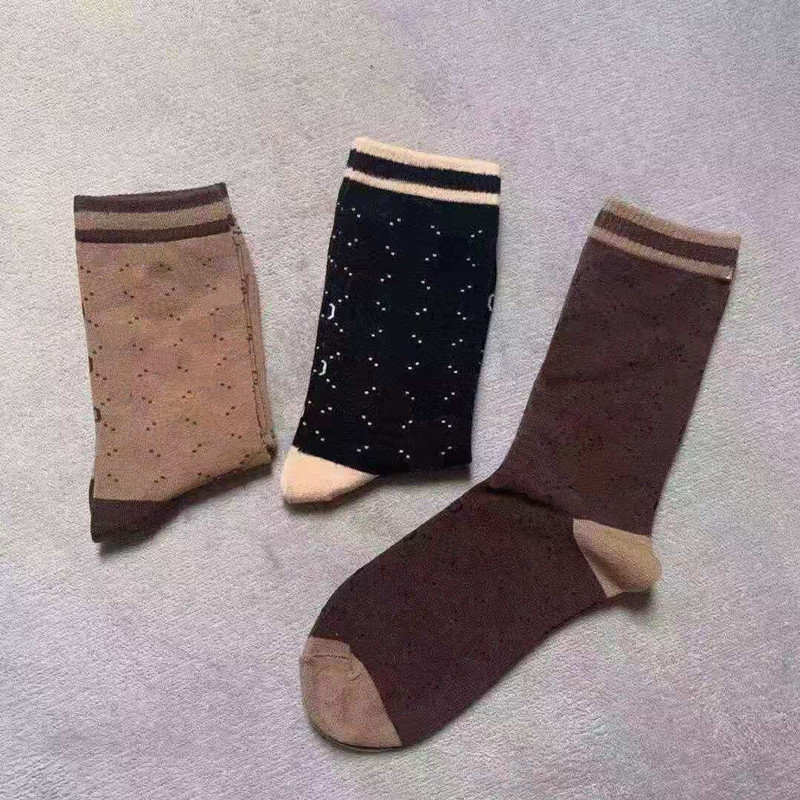Classic Letter Cotton Socks Fashion Skateboard Stockings Striped Stylish Street Sock Hip Hop Athletic Stocking Adult Ankle Hosiery, Black;white
Classic Letter Cotton Socks Fashion Skateboard Stockings Striped Stylish Street Sock Hip Hop Athletic Stocking Adult Ankle Hosiery, Black;white