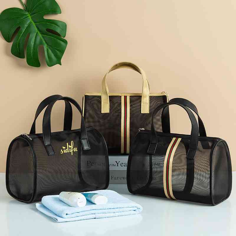 The new fashion Korean mesh portable wash goes out with a large capacity cosmetic bag, Phnom penh stripe trumpet
The new fashion Korean mesh portable wash goes out with a large capacity cosmetic bag, Phnom penh stripe trumpet
