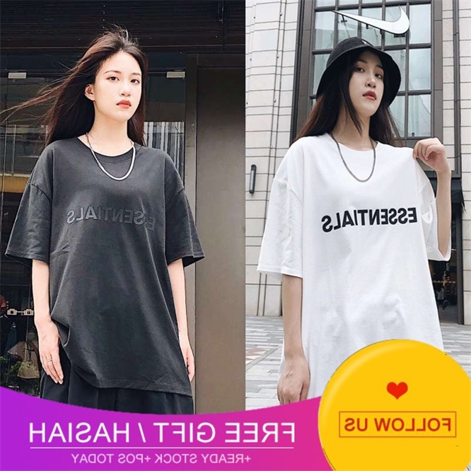 Feel H/earts/chrome Ch of Crosin God Fog Essentials Double Line Chest Letters Fashion Loose High Street Short Sleeve Tshirt for Men, White
Feel H/earts/chrome Ch of Crosin God Fog Essentials Double Line Chest Letters Fashion Loose High Street Short Sleeve Tshirt for Men, White