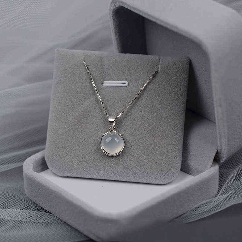Fashion Silver Plated White Round Moonstone Pendant Necklaces Luxury Women Jewelry Clavicle Chain Short Necklace G1206
Fashion Silver Plated White Round Moonstone Pendant Necklaces Luxury Women Jewelry Clavicle Chain Short Necklace G1206