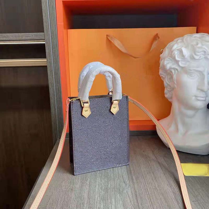 Designers Womens Handbags Purses PETIT SAC PLAT Luxury Messenger Bags With Box Genuine Leather Old Flower Pochettes Fashion Crossbody Mini Shoulder Phone Tote Bag, Brown
Designers Womens Handbags Purses PETIT SAC PLAT Luxury Messenger Bags With Box Genuine Leather Old Flower Pochettes Fashion Crossbody Mini Shoulder Phone Tote Bag, Brown