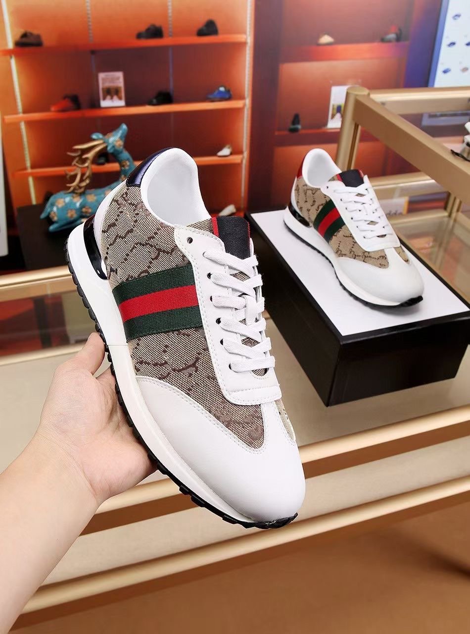 2021 Hot's Sale Italy Men Women Sneaker Casual Shoes Top Quality Snake Chaussures Leather Sneakers Ace Bee Embroidery Stripes Shoe Walking Sports Gccl, 2 no box
2021 Hot's Sale Italy Men Women Sneaker Casual Shoes Top Quality Snake Chaussures Leather Sneakers Ace Bee Embroidery Stripes Shoe Walking Sports Gccl, 2 no box