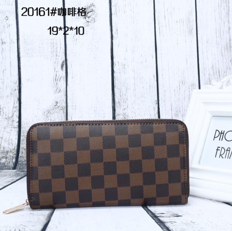 High quality Men Shoulder Bag Messenger Bags lady Designer Handbags cosmetic cross body Bag ladies wallet LVLOUISVITTON BagVUTTON, 1-black grey lattice
High quality Men Shoulder Bag Messenger Bags lady Designer Handbags cosmetic cross body Bag ladies wallet LVLOUISVITTON BagVUTTON, 1-black grey lattice