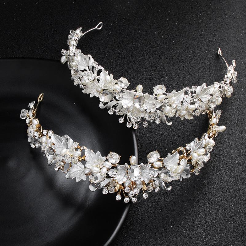 Hair Clips & Barrettes Wedding Crown And Tiaras Crystal Birthday Rhinestone Queen Bridal Party Accessories For Women Headwear, Golden;silver
Hair Clips & Barrettes Wedding Crown And Tiaras Crystal Birthday Rhinestone Queen Bridal Party Accessories For Women Headwear, Golden;silver
