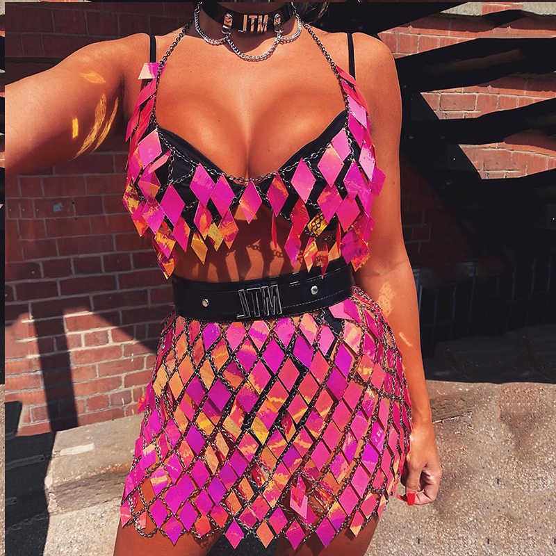 Simple Rhombic Sequins Lady Camis Fashion Hollow Out Metal Chain Crop Tops Summer Eye-catching Rave Festival Shiny Camisole 210625