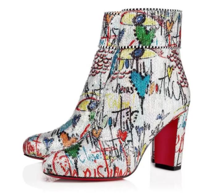 Winter Lady Brands boot luxury designer Black Velvet Moulamax Red Bottom Ankle boots Pointed toe Party Wedding Dress
Winter Lady Brands boot luxury designer Black Velvet Moulamax Red Bottom Ankle boots Pointed toe Party Wedding Dress