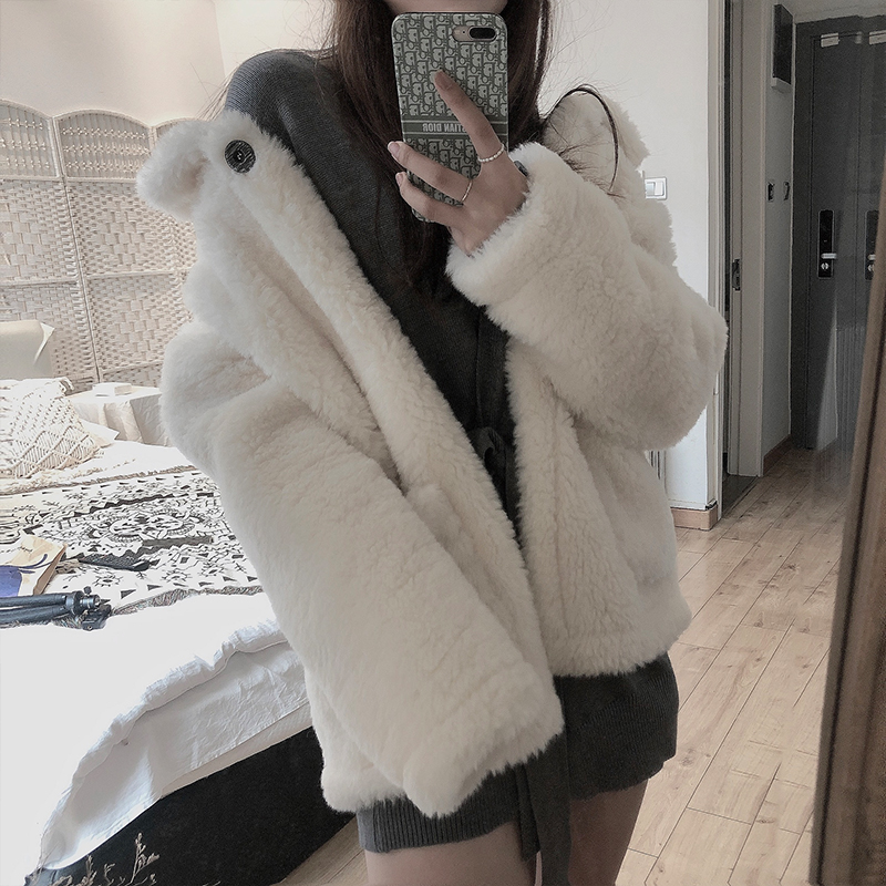 Lamb wool coat womens winter fur one 2021 new Korean loose short lamb cashmere autumn winter versatile top, Tan;black
Lamb wool coat womens winter fur one 2021 new Korean loose short lamb cashmere autumn winter versatile top, Tan;black