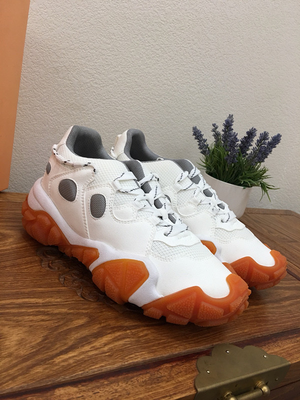 New Large Size Autumn and Winter Boots Women 2021 Fashion Rhinestone Matte Cow Leather Shoes Women Boots Non-slip Plus Velvet Wedges Shoes, 03
New Large Size Autumn and Winter Boots Women 2021 Fashion Rhinestone Matte Cow Leather Shoes Women Boots Non-slip Plus Velvet Wedges Shoes, 03