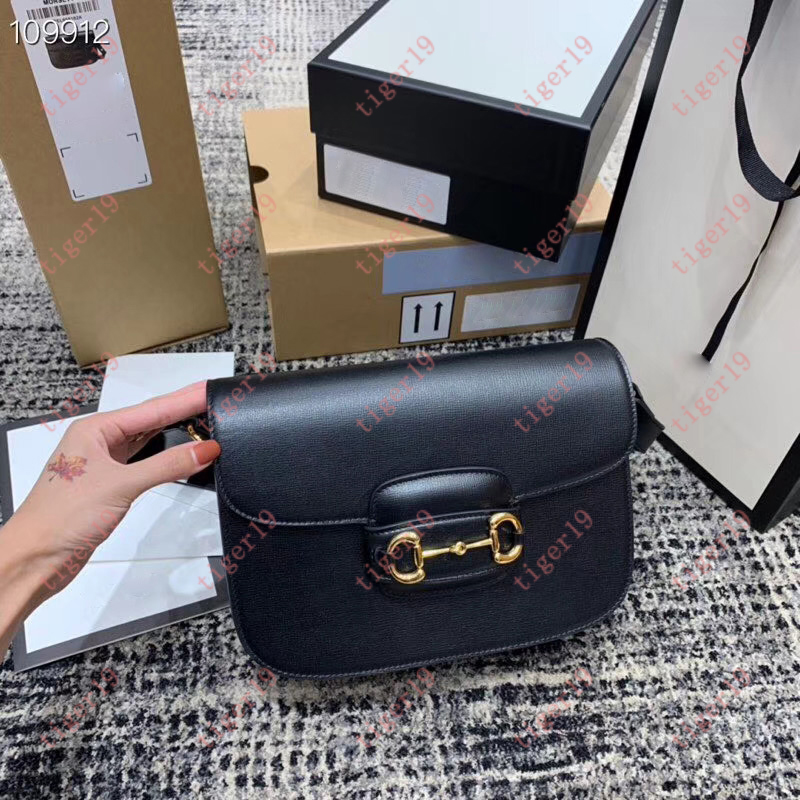 Fashion Women Luxurys Designers Messenger Bag Casual Womens Cross Body Chain Handbags 2021 Handbag Satchel Purse Cosmetic Bags p3
Fashion Women Luxurys Designers Messenger Bag Casual Womens Cross Body Chain Handbags 2021 Handbag Satchel Purse Cosmetic Bags p3