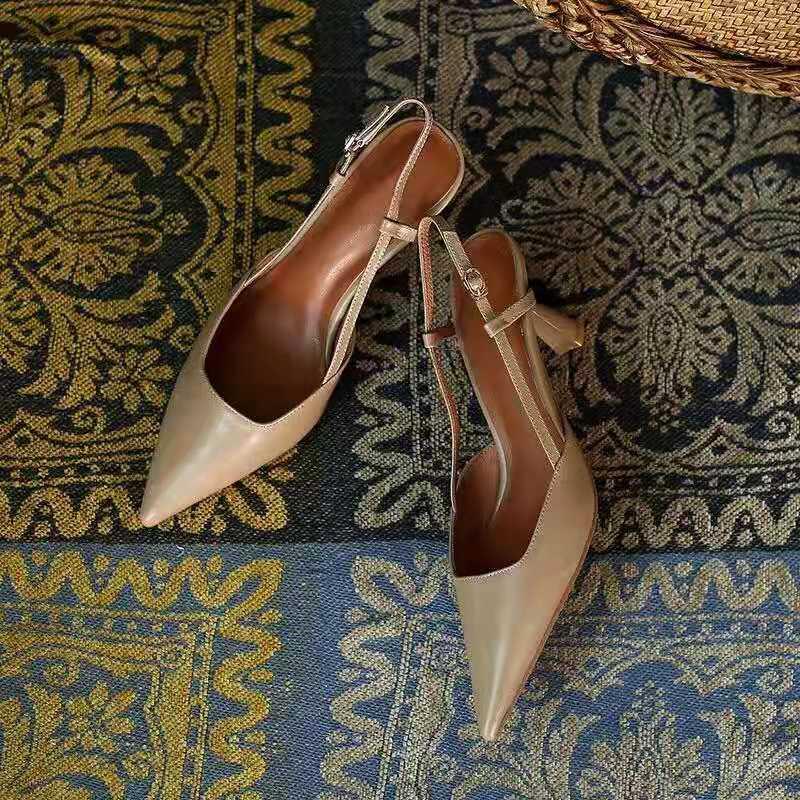 Dress Shoes 2021 Elegant High Heels Slippers Sexy Pointed Toes Mules Women Fashion Autumn For Pearl Slip-On Sandals Ladies, Khaki
Dress Shoes 2021 Elegant High Heels Slippers Sexy Pointed Toes Mules Women Fashion Autumn For Pearl Slip-On Sandals Ladies, Khaki