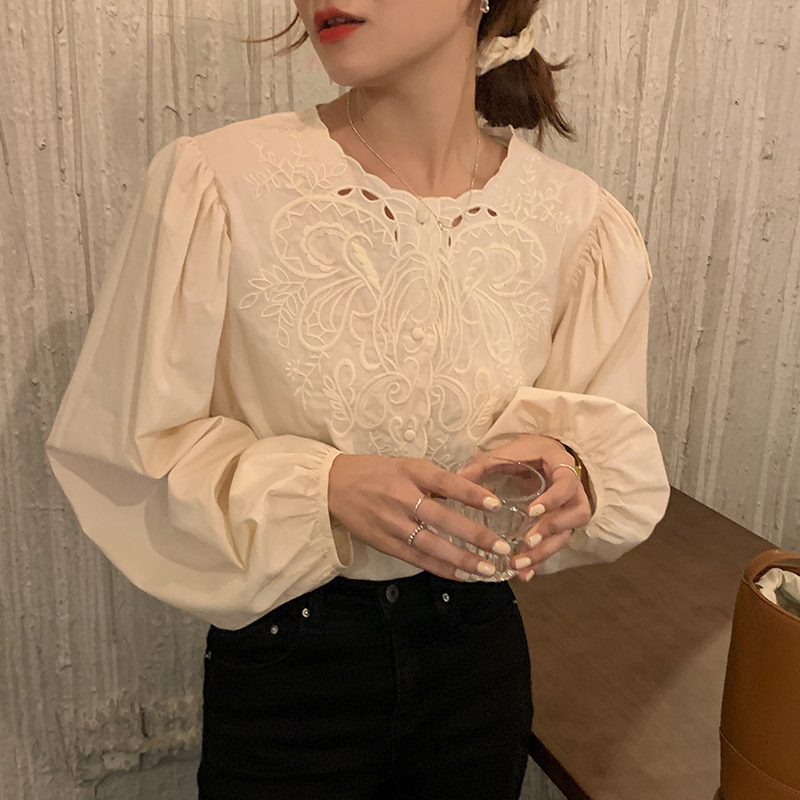 Ezgaga Vintage Shirts Women Korean Chic Embroidery Flower Hollow Out Single Breasted Puff Sleeve Blouse Office Lady Elegant 210317