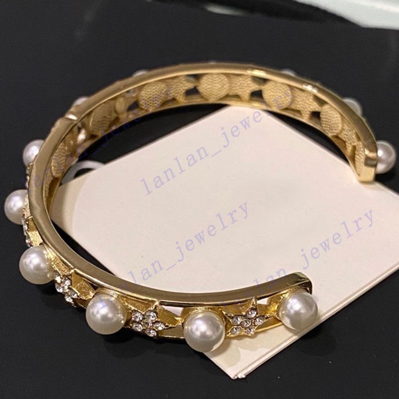 L-C10 Designer Bracelets Five Pointed Star Pearl Opening Bracelet Good Quality Luxury Jewelry
L-C10 Designer Bracelets Five Pointed Star Pearl Opening Bracelet Good Quality Luxury Jewelry