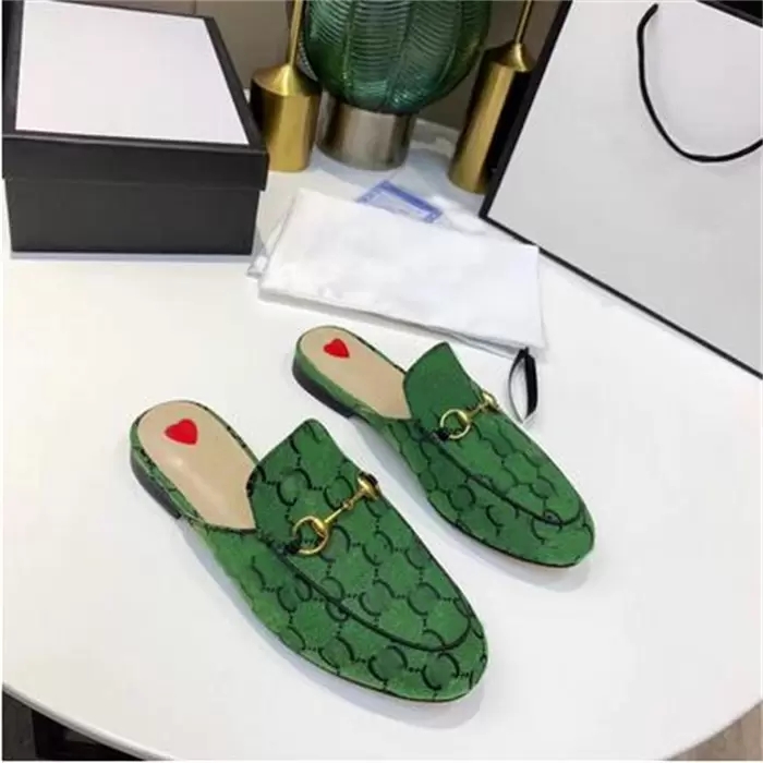 2021 Mules Designer Slippers Women Loafers Genuine Leather Sandals Casual Shoes Princetown Metal Chain Shoe Lace Velvet Slipper With Box, 19
2021 Mules Designer Slippers Women Loafers Genuine Leather Sandals Casual Shoes Princetown Metal Chain Shoe Lace Velvet Slipper With Box, 19