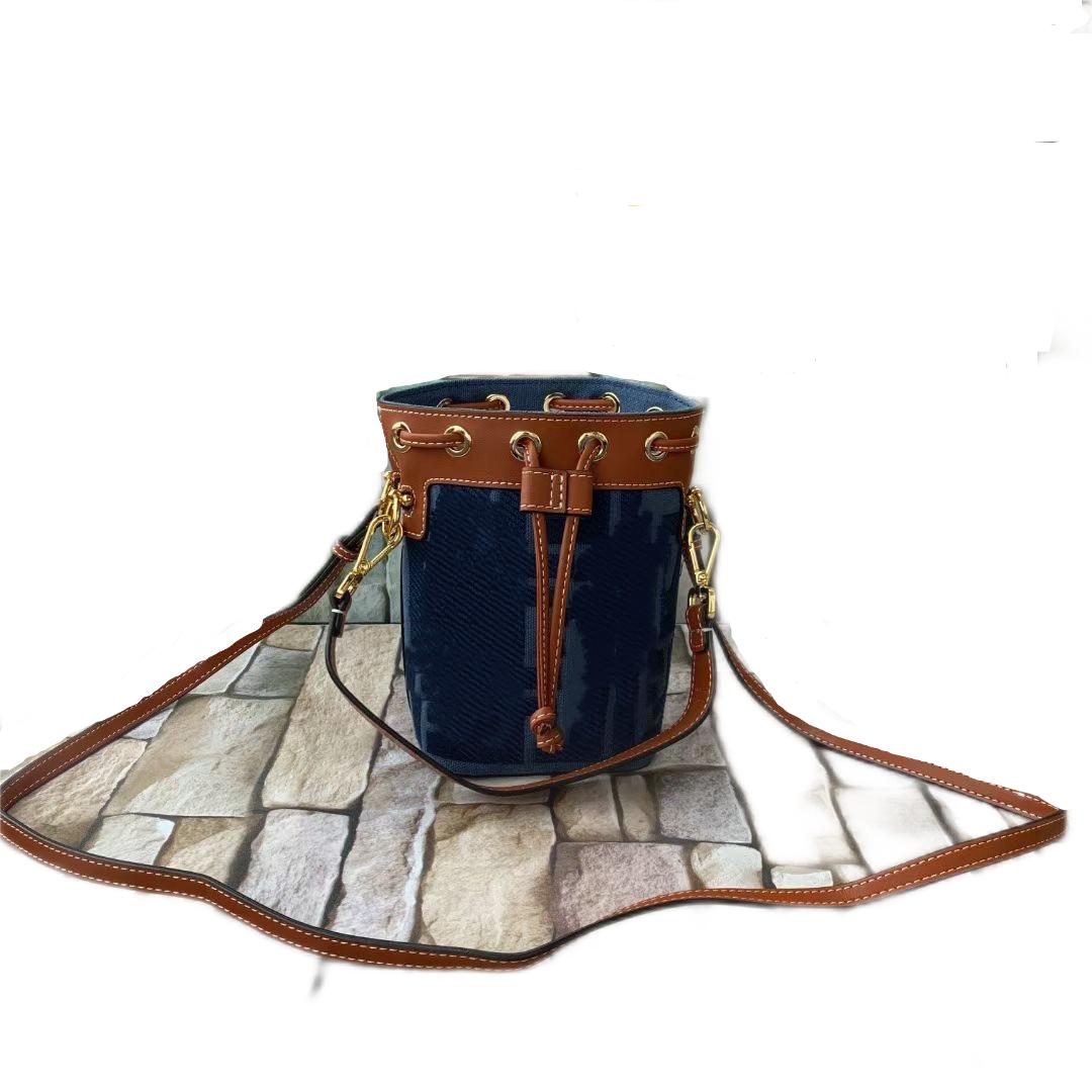 2021 Bucket Bag Women Shoulder Bags Drawstring mini mon tresor Luxurys Designers Handbag Crossbody Wallet Designer Clutch Handbags, Supplement link
2021 Bucket Bag Women Shoulder Bags Drawstring mini mon tresor Luxurys Designers Handbag Crossbody Wallet Designer Clutch Handbags, Supplement link