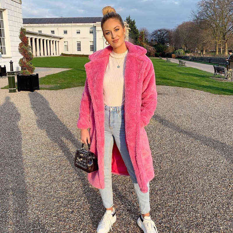 Pink Teddy Bear Long Coats Women Winter Thick Warm Oversized Chunky Outerwear Faux Lambswool Fur Coats Solid High Street 211123