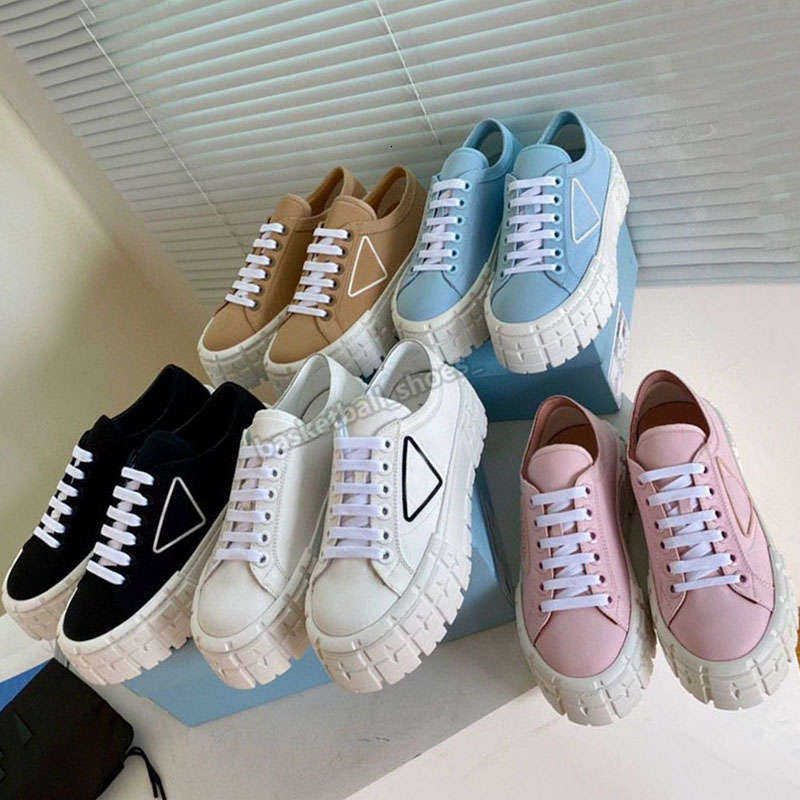 Women Luxurys Designers Canvas Shoes Wheel Double Nylon Gabardine Sneakers Upper with heat-bonded three-dimensional rubber triangleAnitaMui, Box
Women Luxurys Designers Canvas Shoes Wheel Double Nylon Gabardine Sneakers Upper with heat-bonded three-dimensional rubber triangleAnitaMui, Box