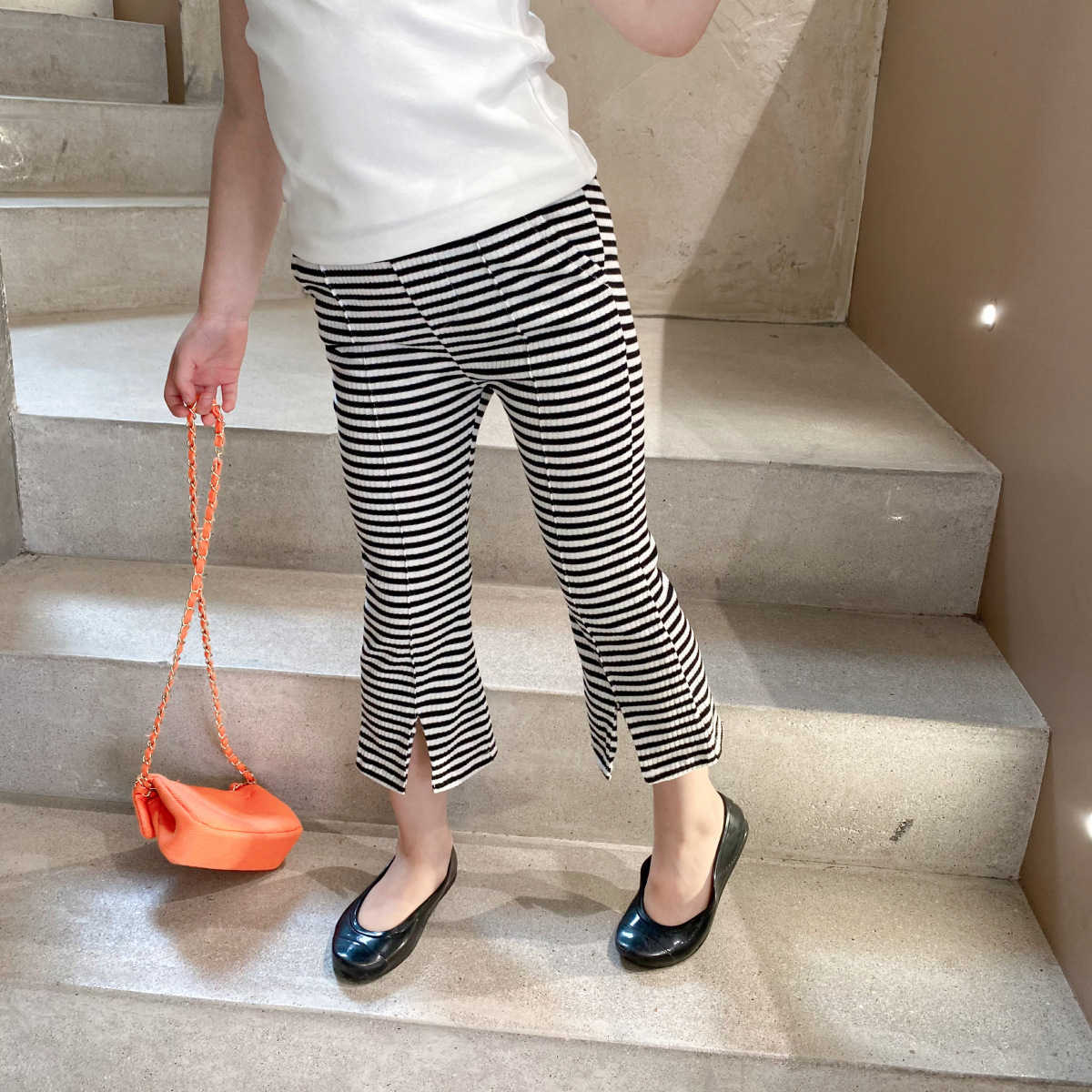 Summer Girls striped elastic Trousers 2-7 years children breathable split casual pants 210615, Black
Summer Girls striped elastic Trousers 2-7 years children breathable split casual pants 210615, Black