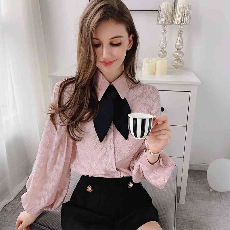 Dabuwawa Sweet Bow Neck Women Blouse Spring Solid Lantern Sleeve Shirt Female Blouses Chic Single Breasted Tops DO1AST042 210520