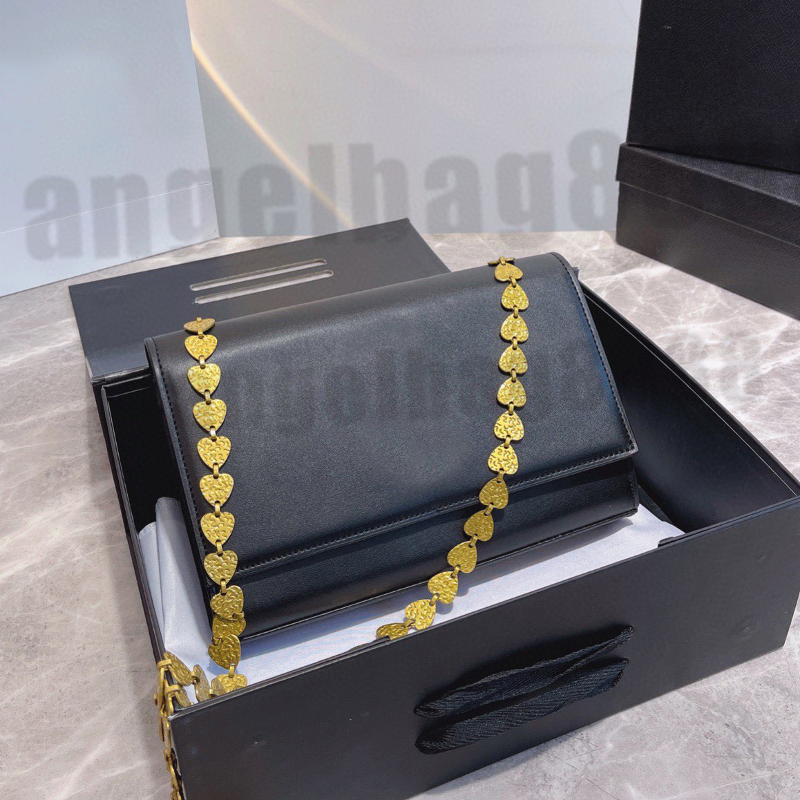 Luxury Designer Brand Fashion Shoulder Bags Handbags High Quality Women love chain letter mobile phone bag wallet purse classic cross body Metallic totes lady, No bags
Luxury Designer Brand Fashion Shoulder Bags Handbags High Quality Women love chain letter mobile phone bag wallet purse classic cross body Metallic totes lady, No bags
