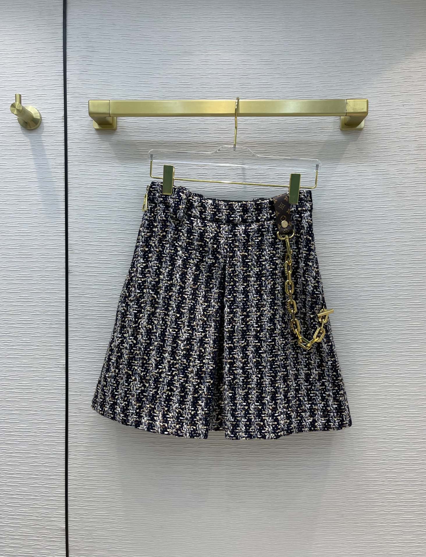 2021 Spring Autumn Winter Luxury Designer Skirts Fashion A Skirts Women' Brand Same Style Shorts 0812-19, Picture color
2021 Spring Autumn Winter Luxury Designer Skirts Fashion A Skirts Women' Brand Same Style Shorts 0812-19, Picture color