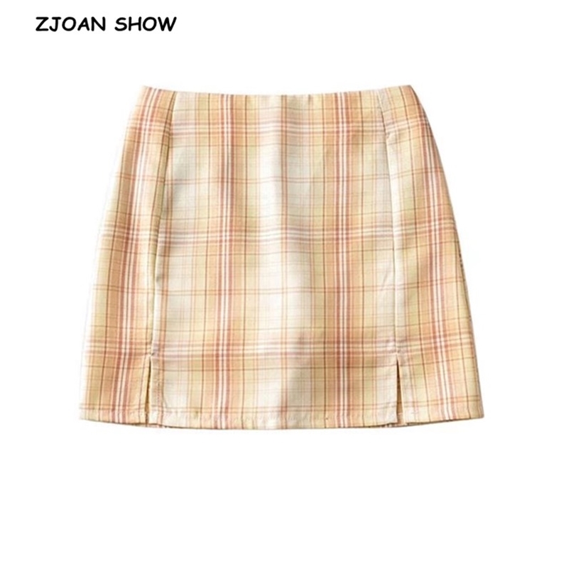 Summer Women Front Split Plaid Mini Skirt with Under Shorts Vintage Double Slit Package Hips Gingham Short Skirts 210429