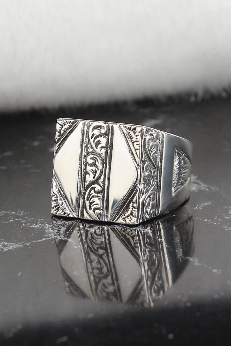 Sterling Silver Ring For Men, Jewelry Fashion Vintage Gift Onyx Aqeq Mens Rings All Size Cluster
Sterling Silver Ring For Men, Jewelry Fashion Vintage Gift Onyx Aqeq Mens Rings All Size Cluster