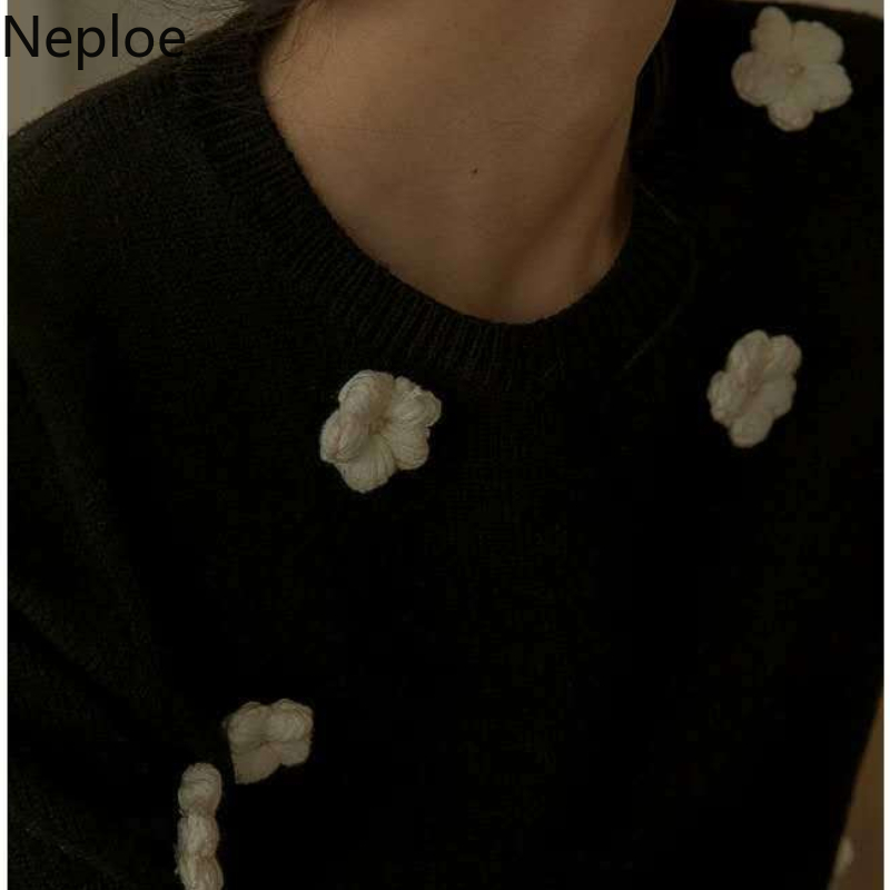 Neploe Knitted Pullover Shirts Women 3D Flower Solid Color Short Sleeve Sweater Korean Vintage Slim O Neck Jumper Tops 4i508 210422