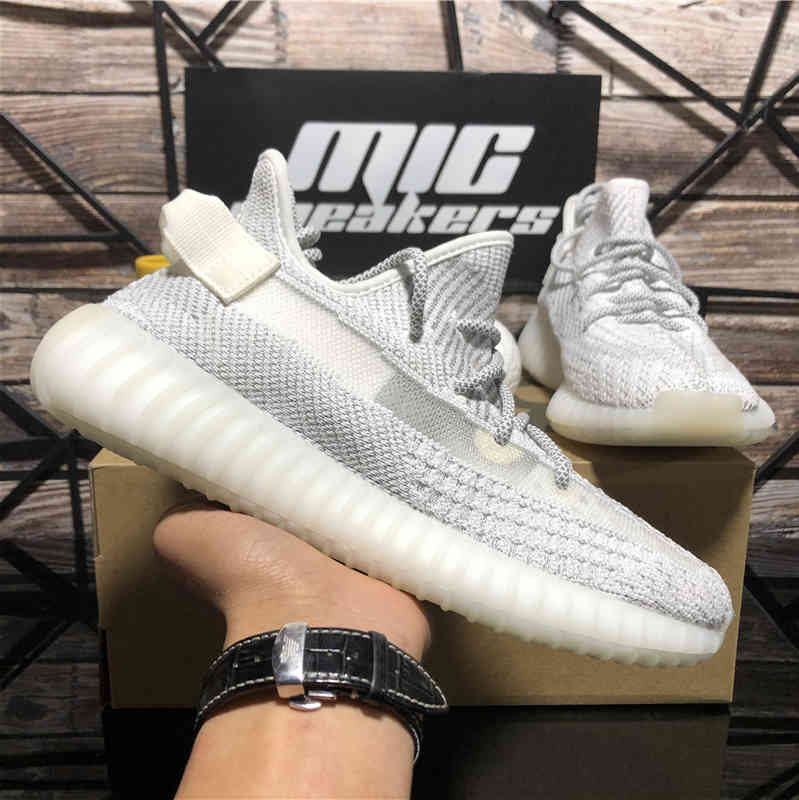 Top Quality Men Women Running Shoes Natural Cinder Tail Light Zebra Black Red Beluga 3M Static Reflective Israfil Mens Outdoor Platform, Fade
Top Quality Men Women Running Shoes Natural Cinder Tail Light Zebra Black Red Beluga 3M Static Reflective Israfil Mens Outdoor Platform, Fade