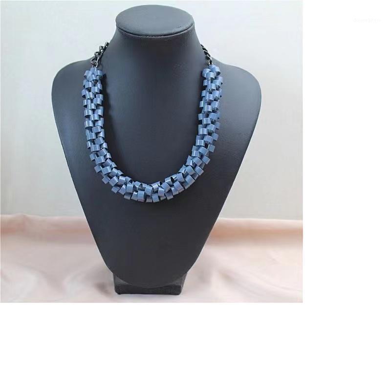 Chains European And American Style Necklace Painted Copper Ring Fashion Personality Cold Female Clavicle Chain Accessories
Chains European And American Style Necklace Painted Copper Ring Fashion Personality Cold Female Clavicle Chain Accessories