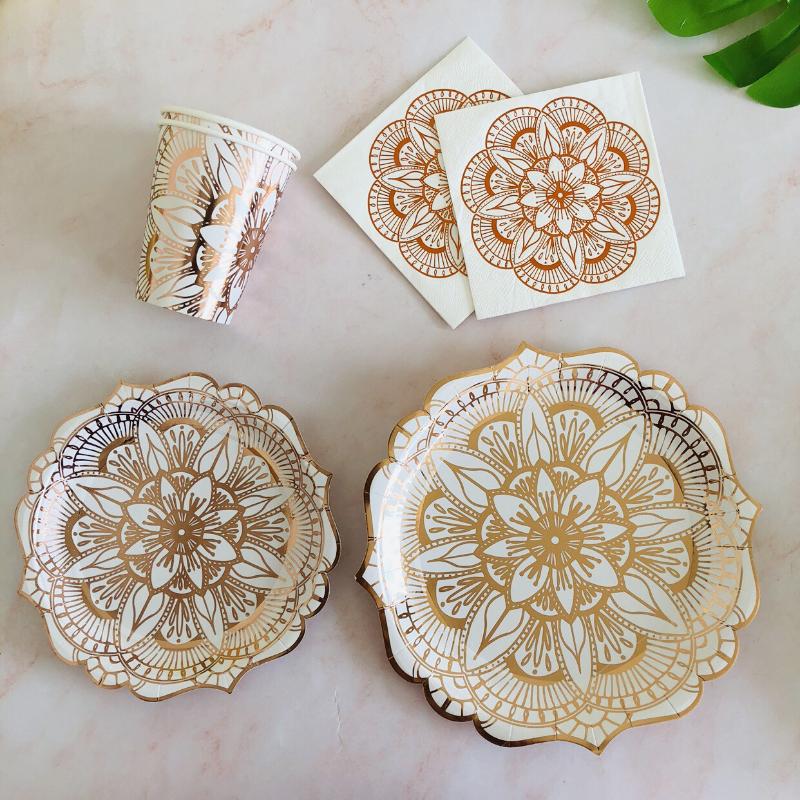 65PCS/ LOT Top Grade Disposable Paper Partyware Retro Rose Flowers Gilded Plates Wedding Cake Dish Holiday Party Supplies Dinnerware
65PCS/ LOT Top Grade Disposable Paper Partyware Retro Rose Flowers Gilded Plates Wedding Cake Dish Holiday Party Supplies Dinnerware