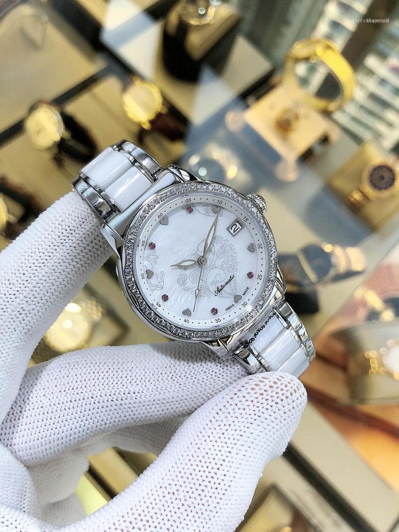 Wristwatches Women Watches Automatic Movement 35*12mm 316L Steel Band Watch Male Clock Men Party Gift1, As plcs
Wristwatches Women Watches Automatic Movement 35*12mm 316L Steel Band Watch Male Clock Men Party Gift1, As plcs