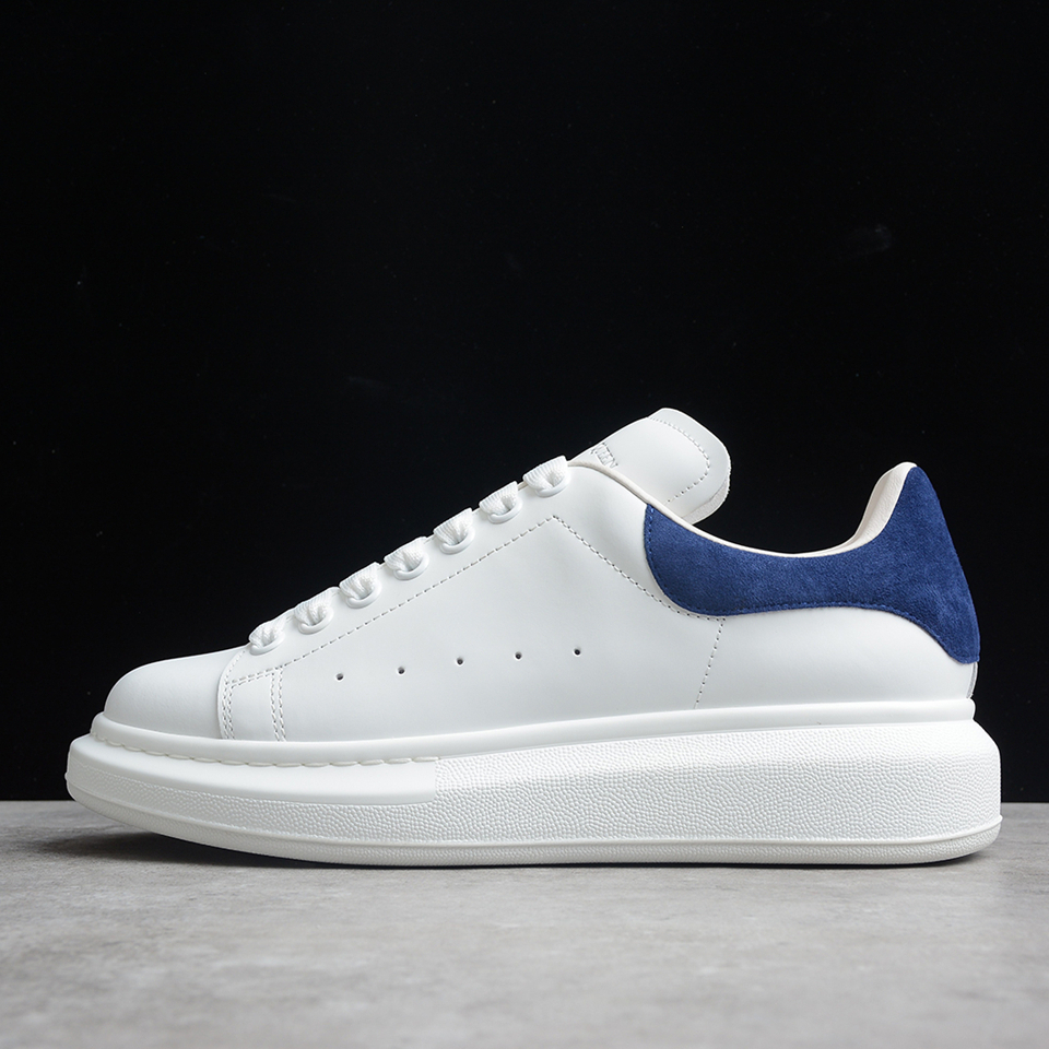 Fashion designer casual shoes ladies leather lace-up oversized platform outdoor sneakers white black men and women luxury velvet suede sneak
Fashion designer casual shoes ladies leather lace-up oversized platform outdoor sneakers white black men and women luxury velvet suede sneak