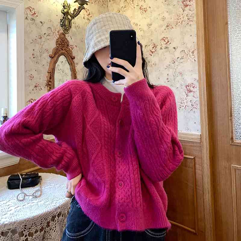Women Korean Style Knitted Cardigan Spring Autumn Slim Long Sleeve Single-breasted Button Up Sweater Ladies Pink Outwear Coat 210602 
Women Korean Style Knitted Cardigan Spring Autumn Slim Long Sleeve Single-breasted Button Up Sweater Ladies Pink Outwear Coat 210602