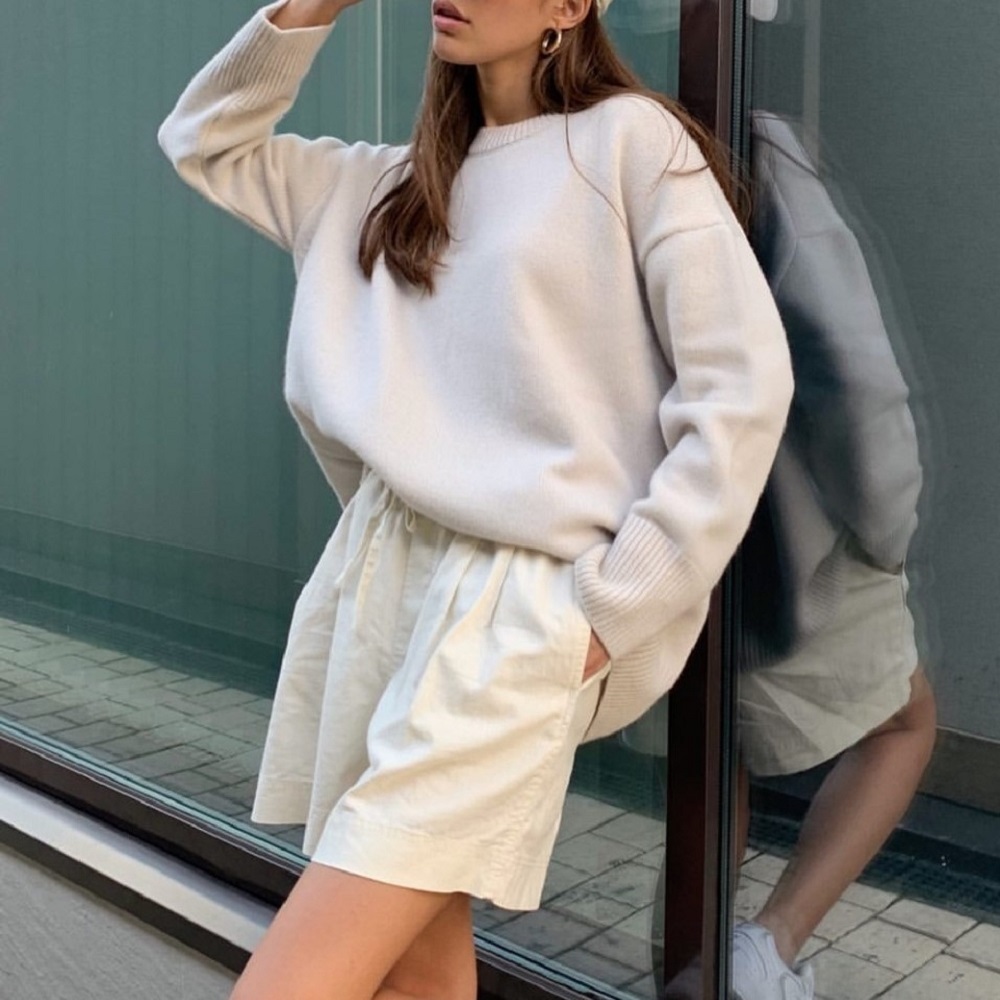 Elegant Women' Sweater O-neck Loose Soft Autumn Winter Pullover Long Sleeve Jumpers Minimalist Oversize Solid Knitted Sweaters 210521, Khaki
Elegant Women' Sweater O-neck Loose Soft Autumn Winter Pullover Long Sleeve Jumpers Minimalist Oversize Solid Knitted Sweaters 210521, Khaki