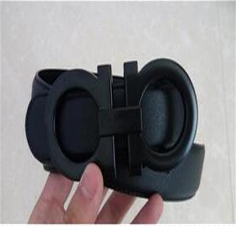 2021 top quality genuine leather belts for men women alloy buckle mens belts designer belts A+++ Waistband gift, Black;brown
2021 top quality genuine leather belts for men women alloy buckle mens belts designer belts A+++ Waistband gift, Black;brown