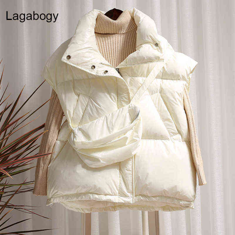Lagabogy Autumn Winter Women Duck Down Jacket Vest Female Short Thick Warm Coat Windproof Waistcoat With Bag Outwear 211120