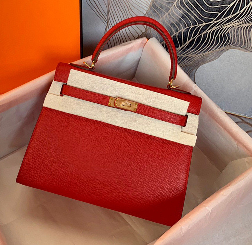 wholesale fully handmade epsom lether bag28cm,3colors,wax line stitiching,gold and silver hardware,very good quality,fast delivery, Yellow
wholesale fully handmade epsom lether bag28cm,3colors,wax line stitiching,gold and silver hardware,very good quality,fast delivery, Yellow