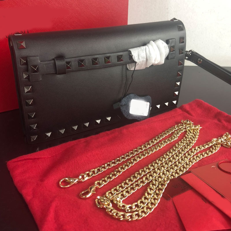Hand Bag Chain Shoulder Purse Rivet Clutch Messenger Bags Women Handbags Fashion Genuine Leather Wallet Stud Wristlet Wholesale High Quality
Hand Bag Chain Shoulder Purse Rivet Clutch Messenger Bags Women Handbags Fashion Genuine Leather Wallet Stud Wristlet Wholesale High Quality