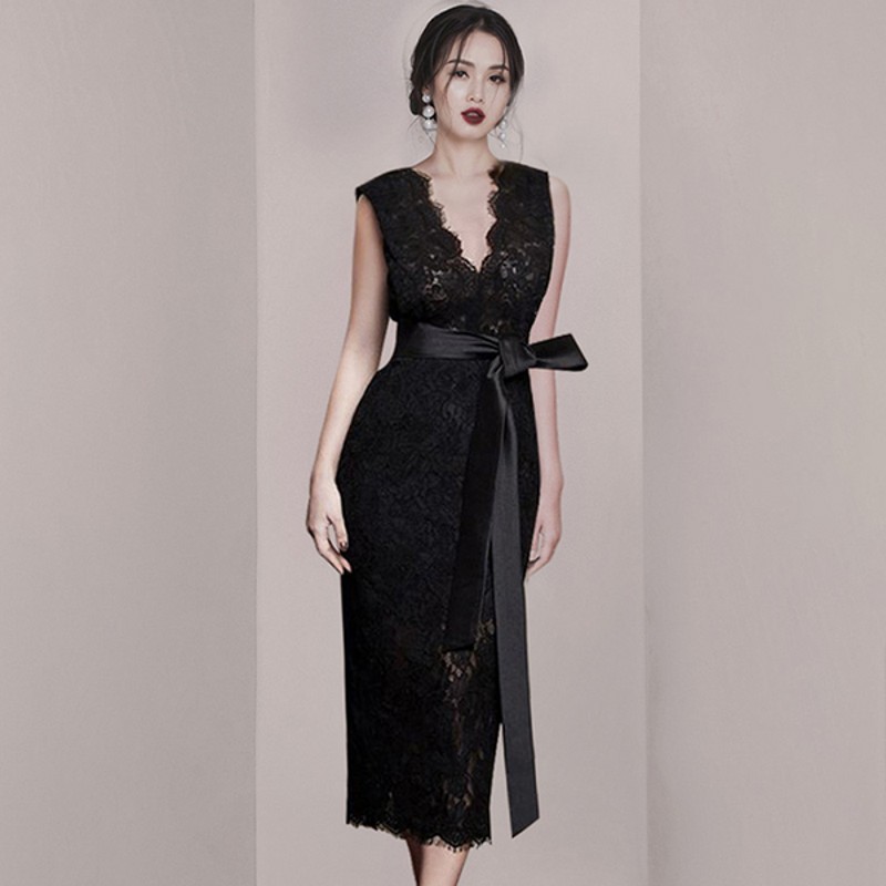 Runway Summer Sheath Party Dress Vintage Women Sleeveless Lace Hollow Out Bodycon Sexy White V Neck Sashes 210519
